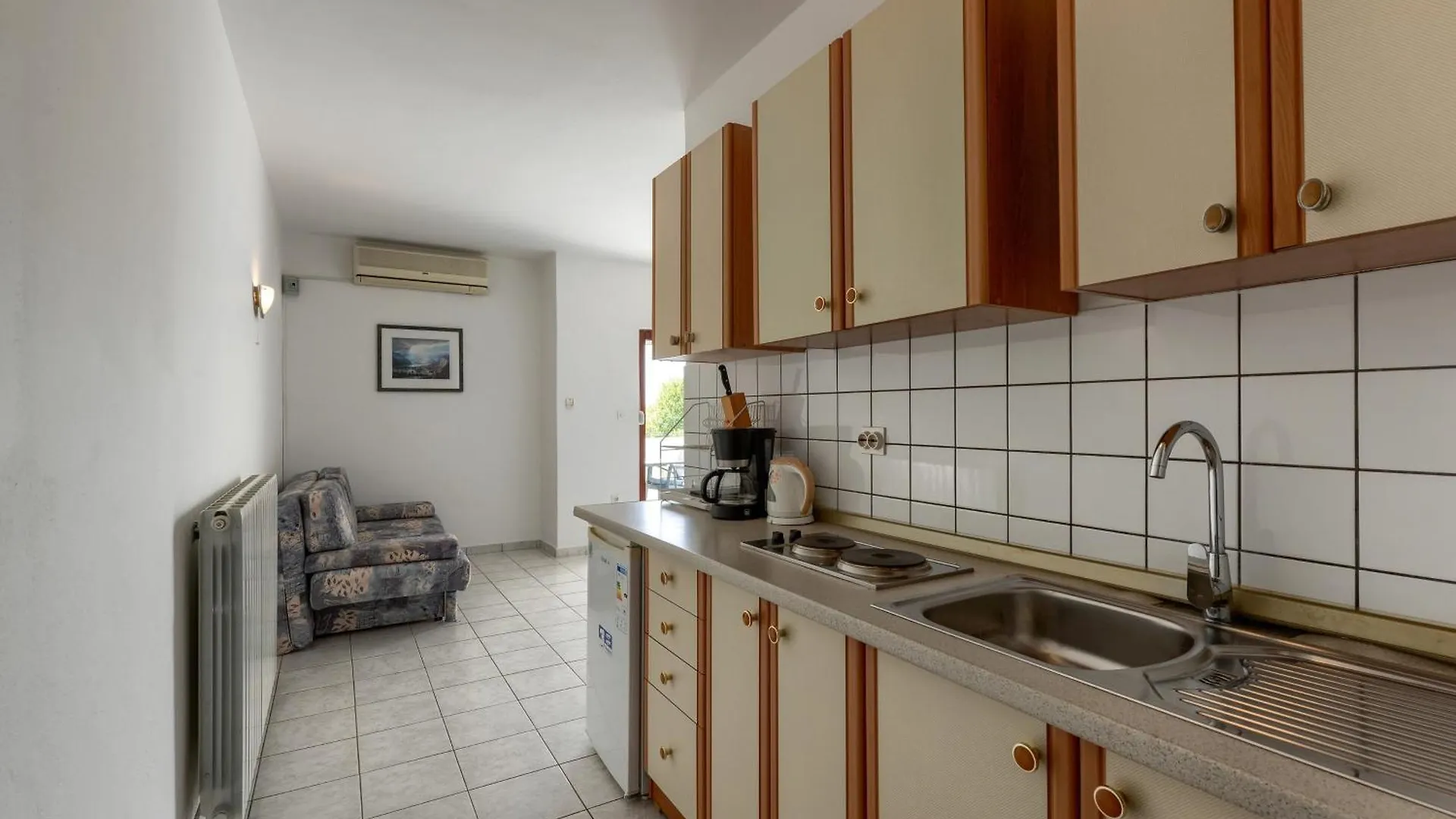 Wohnung Fuer 22 Personen Ražanac
